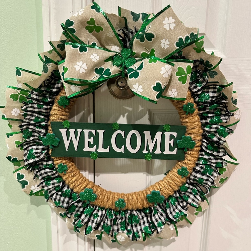 St. Patrick’s Day wreath - Picture 1 of 9